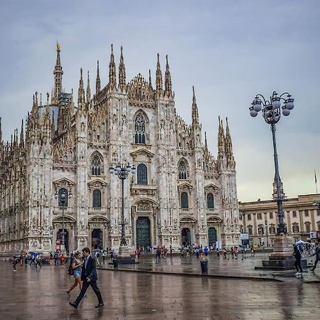 Moscova-Duomo Loft Wifi, Netflix & Design Apartment Milano Exterior foto