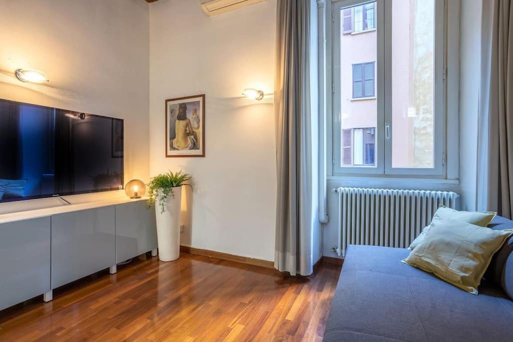 Moscova-Duomo Loft Wifi, Netflix & Design Apartment Milano Exterior foto